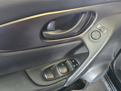 Used 2021 Nissan Rogue Sport S AWD/4WD image 17