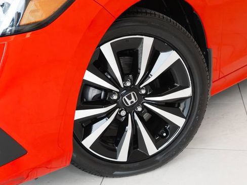 Used 2024 Honda Civic EX image 2