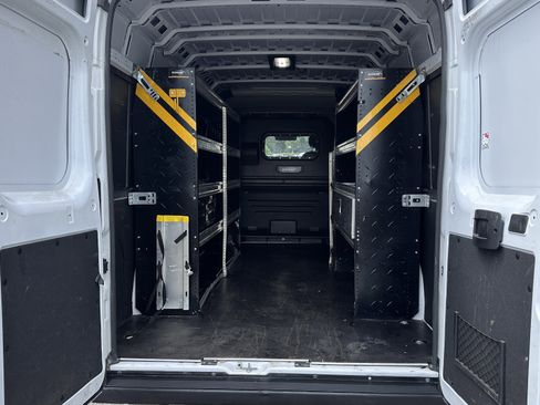 Used 2024 RAM ProMaster 3500 w/ Convenience Group FWD image 22