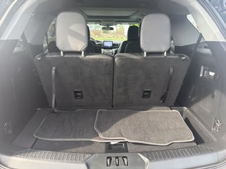 Used 2022 Ford Explorer XLT w/ Equipment Group 202A AWD/4WD video 5
