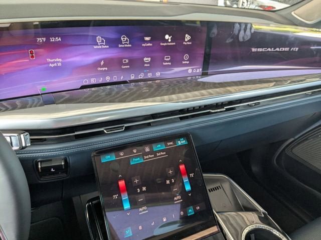 New 2025 Cadillac Escalade IQ Sport 2 AWD/4WD image 12