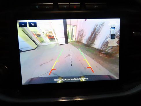 Used 2023 Ford F150 Lariat w/ Equipment Group 502A High image 29