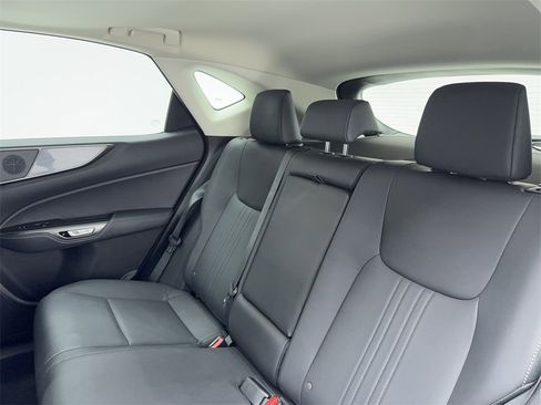 Used 2023 Lexus NX 250 250 Premium NAV,CAM,SUNROOF,CL w/ Towing Package (2000 Lbs) image 37