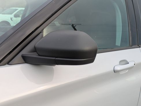 New 2026 Ford Explorer Active RWD image 12