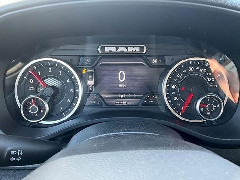 New 2026 RAM 1500 4x4 Crew Cab image 18