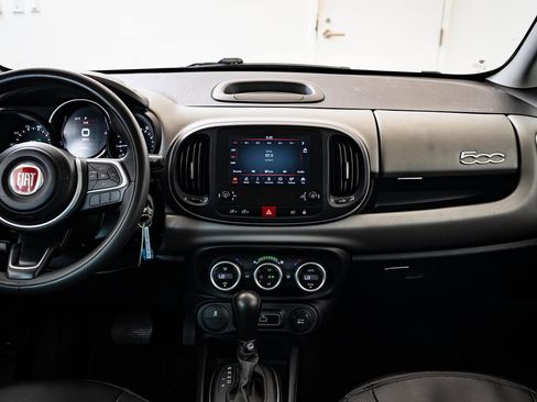 Used 2019 FIAT 500L Lounge w/ Graphite Edition image 28