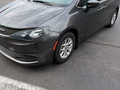 Used 2020 Chrysler Voyager LX