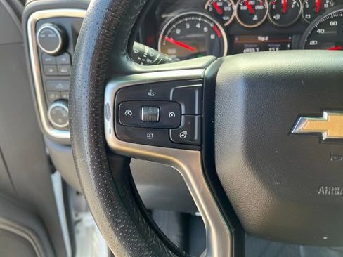 Used 2021 Chevrolet Silverado 1500 LT w/ Convenience Package II AWD/4WD image 27