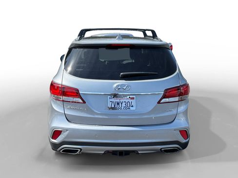 Used 2017 Hyundai Santa Fe FWD image 4