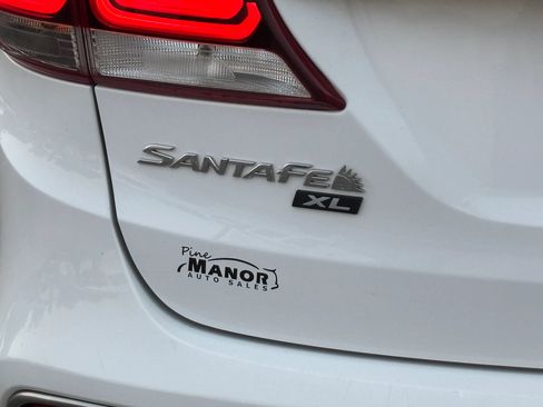 Used 2019 Hyundai Santa Fe XL AWD/4WD image 37