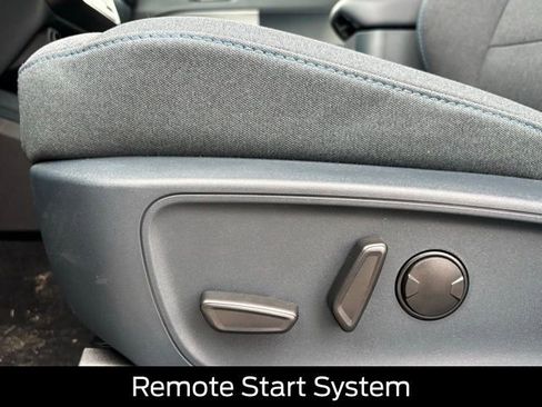 New 2025 Ford Maverick XLT w/ XLT Luxury Package image 12