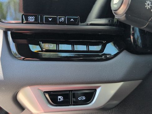 Used 2025 Lexus RX 350 Premium Plus w/ Convenience Package FWD image 19