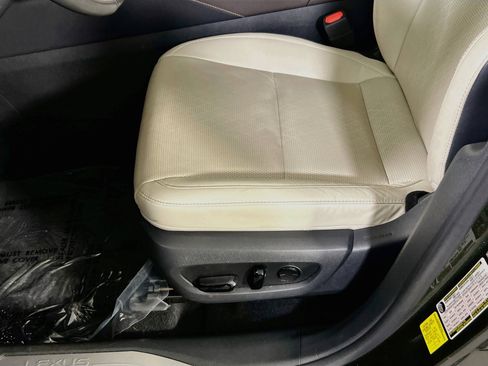Used 2023 Lexus RX 350 Premium Plus w/ Accessory Package AWD/4WD image 18
