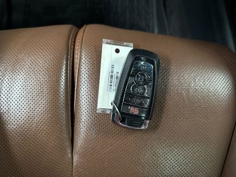 Used 2023 Lincoln Navigator L Reserve AWD/4WD image 45