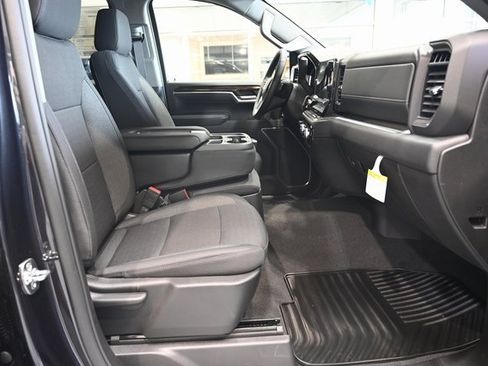 New 2026 GMC Sierra 1500 Elevation image 11