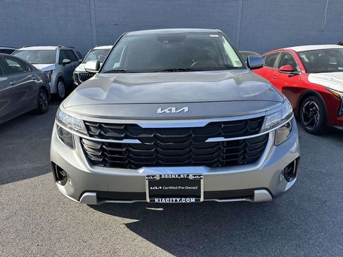 Used 2024 Kia Seltos LX AWD/4WD image 7