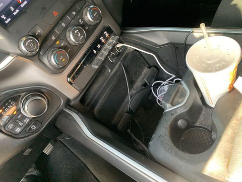 Used 2021 RAM 1500 Big Horn image 12