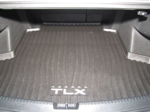 Used 2021 Acura TLX image 18