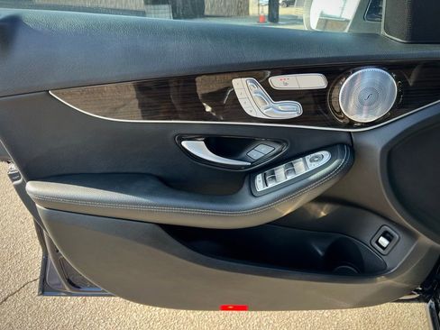 Used 2021 Mercedes-Benz C 300 4MATIC Sedan w/ Premium Package image 31