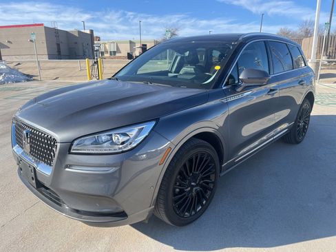 Used 2021 Lincoln Corsair Reserve w/ Equipment Group 201A image 3