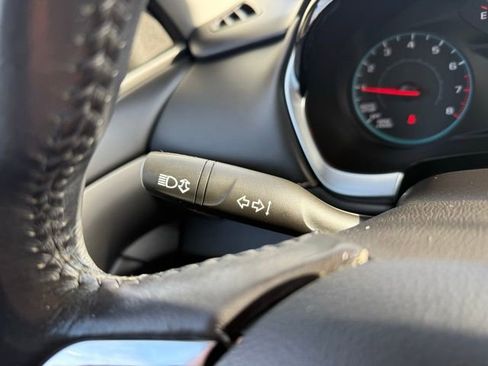 Used 2019 Chevrolet Traverse LT image 22