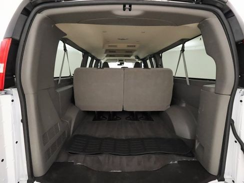 Used 2024 Chevrolet Express 3500 LT w/ LT Preferred Equipment Group image 15