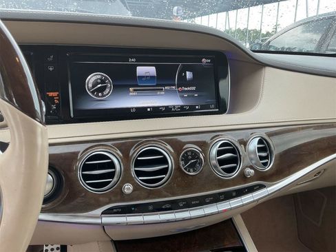Used 2016 Mercedes-Benz S 550 Sedan image 18