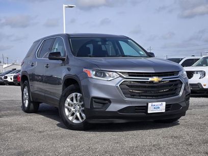 Used 2021 Chevrolet Traverse LS