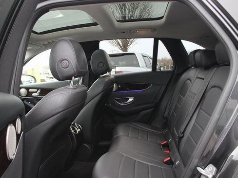 Used 2021 Mercedes-Benz GLC 300 4MATIC image 25