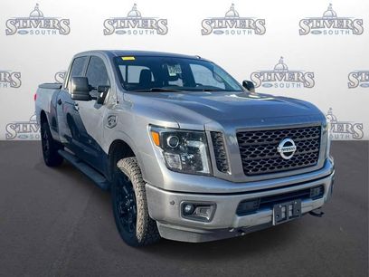 Used 2018 Nissan Titan SV w/ SV Convenience Package