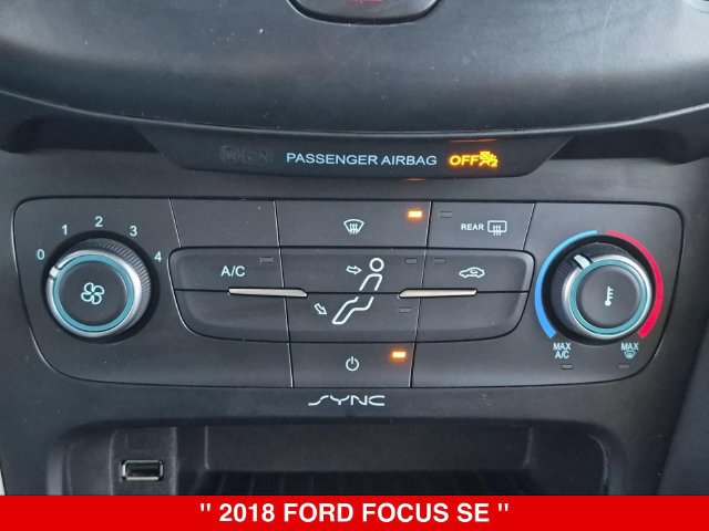Used 2018 Ford Focus SE FWD image 24