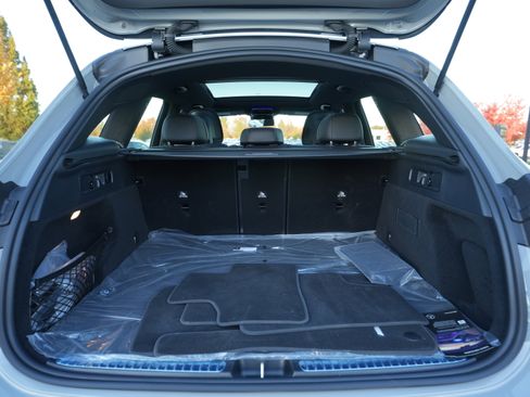 Certified 2025 Mercedes-Benz GLC 43 AMG 4MATIC image 20