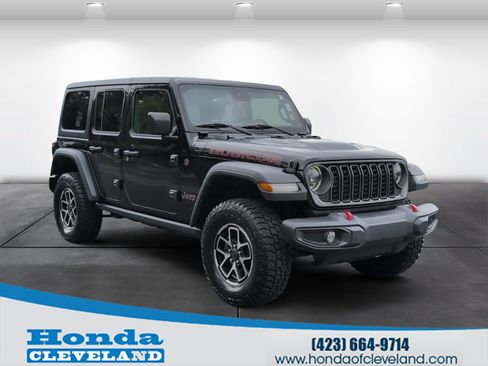 Used 2024 Jeep Wrangler Unlimited Rubicon AWD/4WD image 1