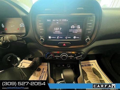 Used 2023 Kia Soul LX w/ LX Technology Package FWD image 18
