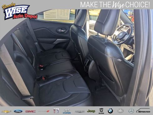 Used 2019 Jeep Cherokee High Altitude image 21