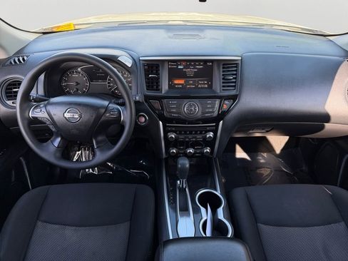 Used 2020 Nissan Pathfinder S FWD image 13