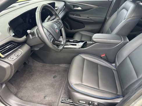 Used 2024 Buick Envista Sport Touring w/ Convenience I Package image 19