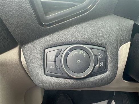 Used 2017 Ford Escape Titanium FWD image 25