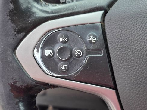 Used 2022 Chevrolet Colorado LT w/ Fleet Safety Package RWD image 19