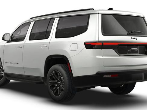 New 2026 Jeep Grand Wagoneer 2WD image 2