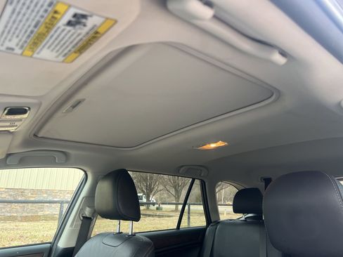 Used 2017 Subaru Outback 2.5i Limited image 13