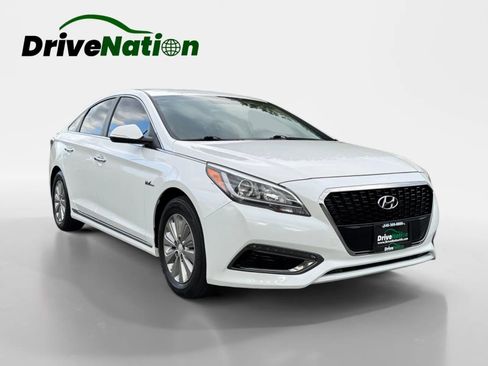 Used 2017 Hyundai Sonata SE FWD image 3