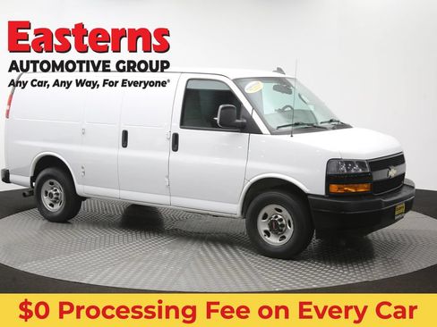 Used 2021 Chevrolet Express 2500 RWD image 40