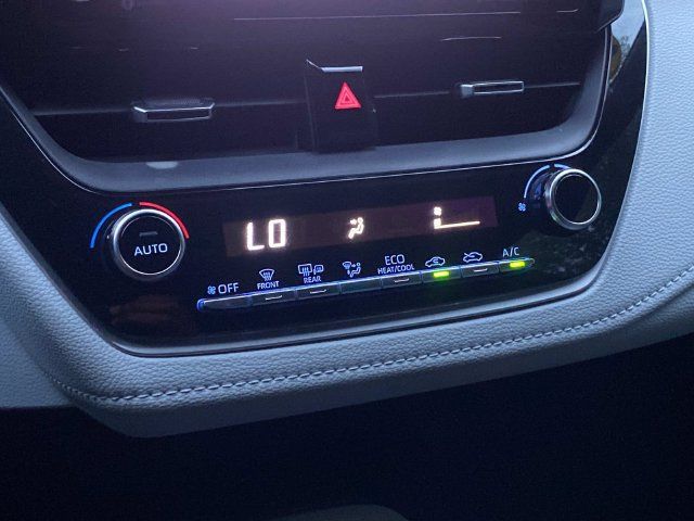 Used 2021 Toyota Corolla SE FWD image 25