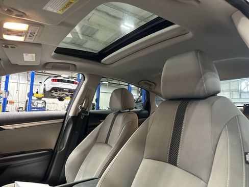 Used 2020 Honda Civic EX image 20
