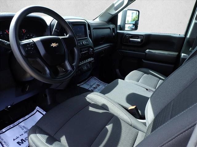 Used 2024 Chevrolet Silverado 2500 Custom w/ Custom Value Package AWD/4WD image 11
