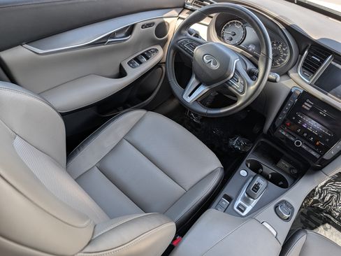 Certified 2024 INFINITI QX50 Luxe w/ Cargo Package AWD/4WD image 9