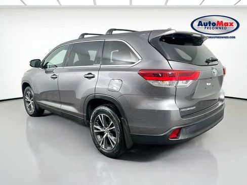 Used 2019 Toyota Highlander Plus image 5