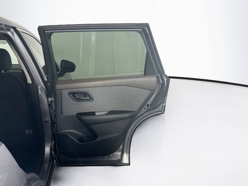 Used 2021 Nissan Rogue S FWD image 29