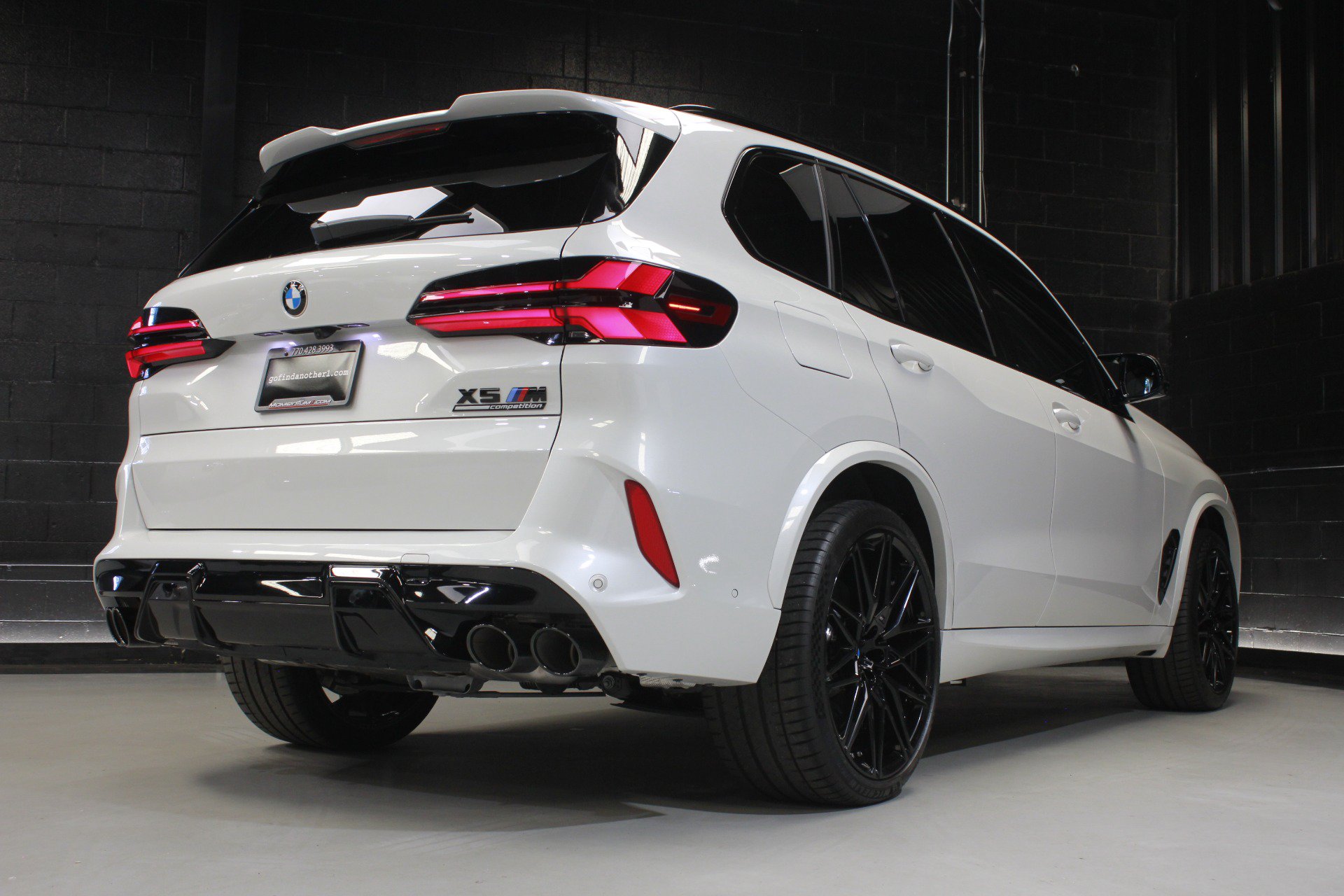 Used 2026 BMW X5 M Competition w/ Executive Package AWD/4WD image 17